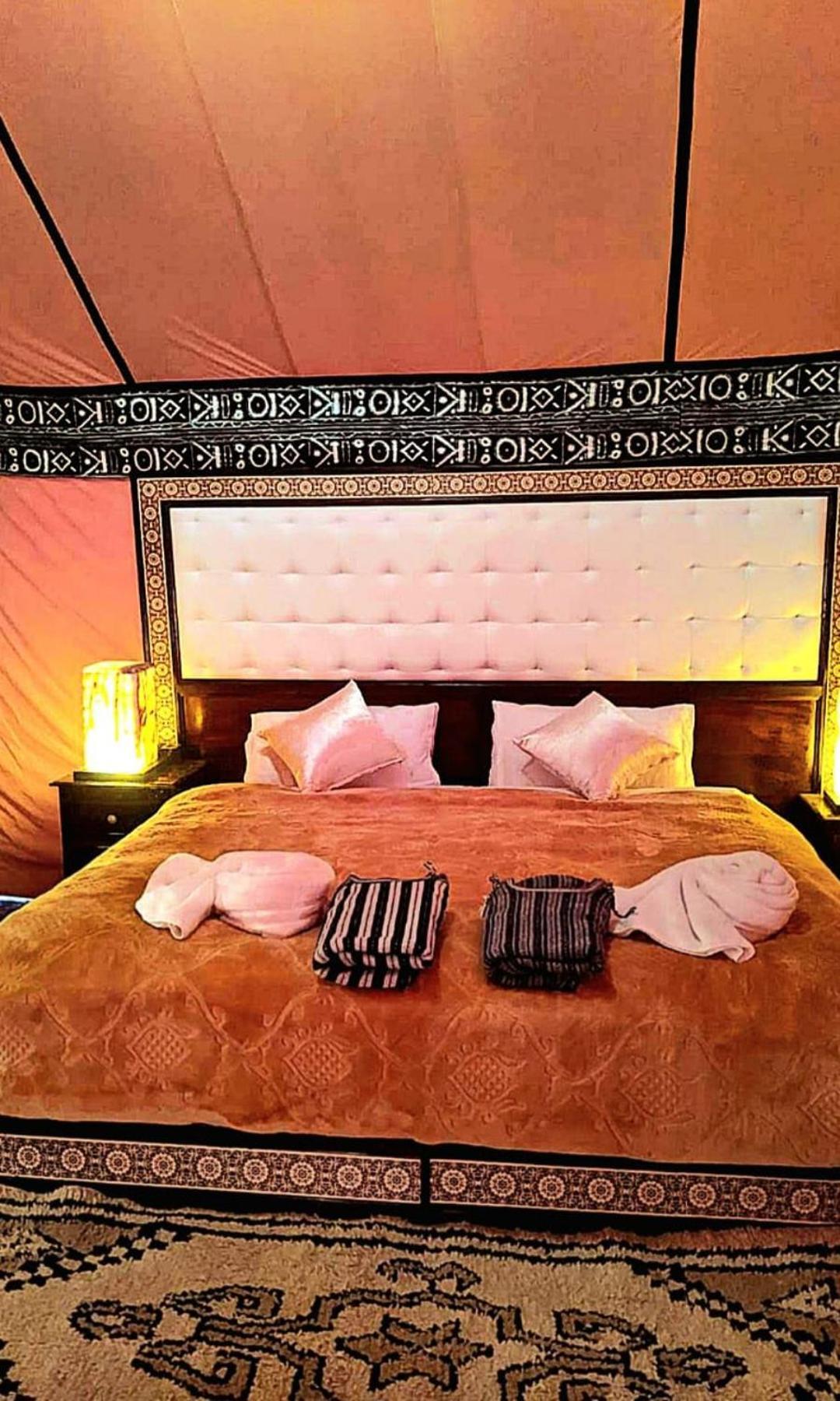 Luxury Desert Camp Merzuga Kültér fotó